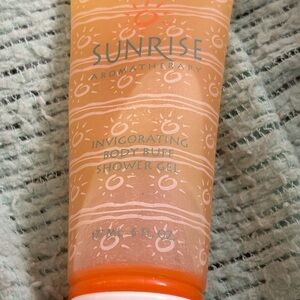 Avon Sunrise Aromatherapy Invigorating Body Buff Shower Gel